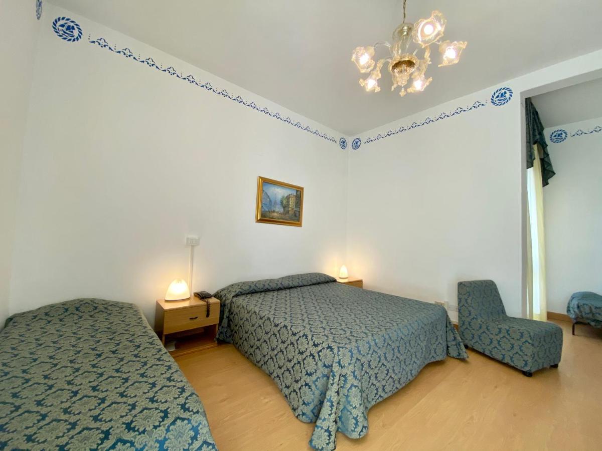 Hotel Florida Лідо-ді-Єзоло Екстер'єр фото