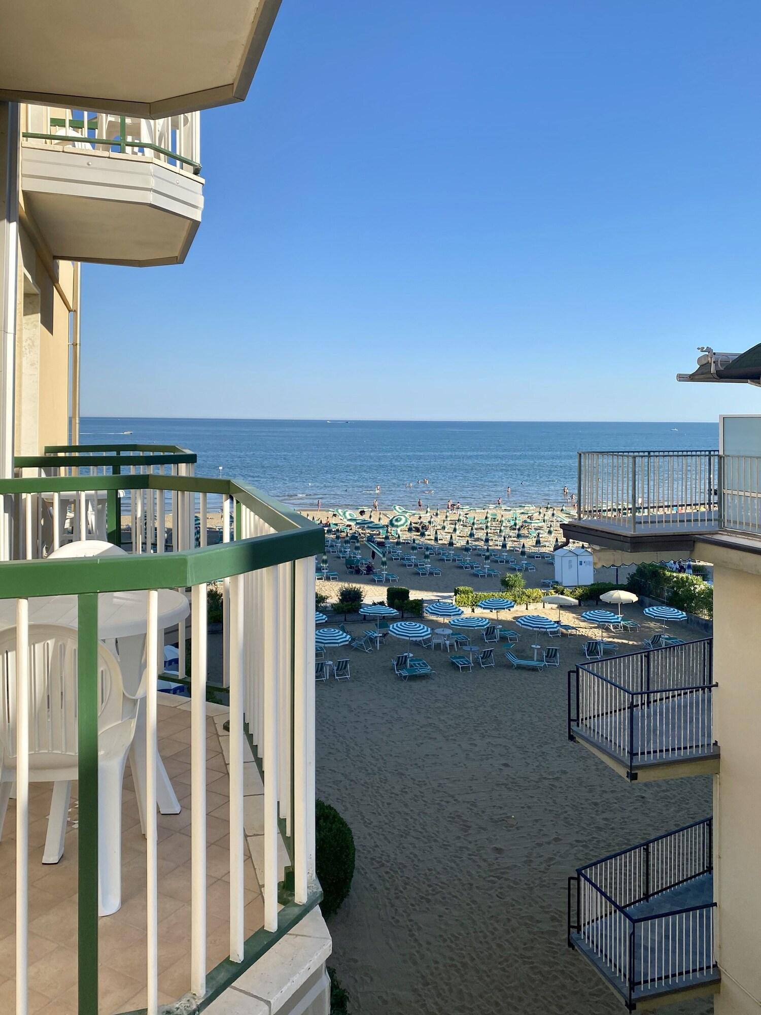 Hotel Florida Лідо-ді-Єзоло Екстер'єр фото